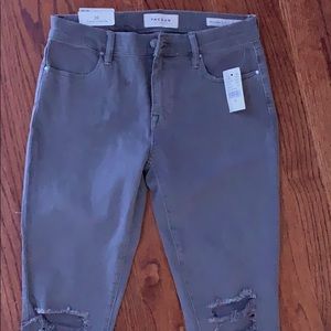 NEVER WORN grey pacsun jeggings with rips